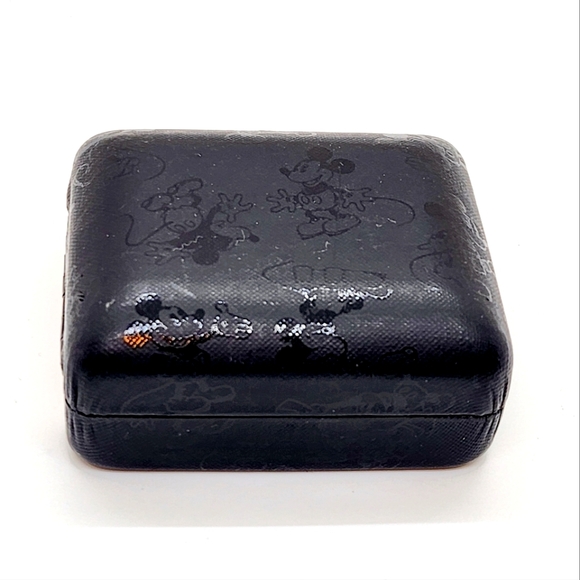 Walt Disney World Set of Micky Mouse Stud Earrings NWT - Picture 5 of 5